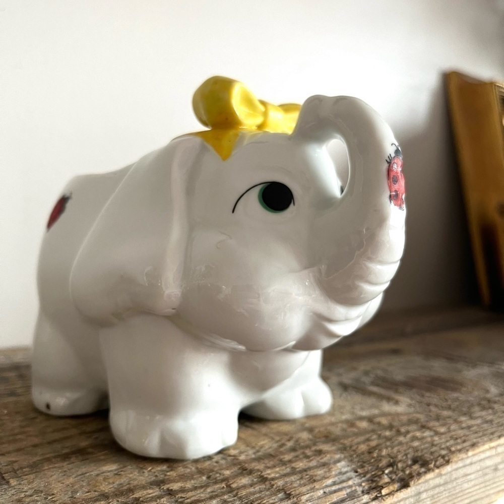 Anthropomorphic Elephant pottery planter vintage footed